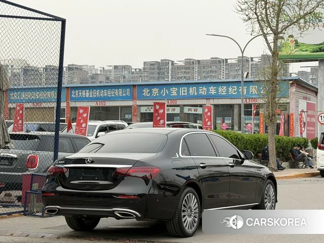 Mercedes-Benz E-class id 3875918 из Китая 16
