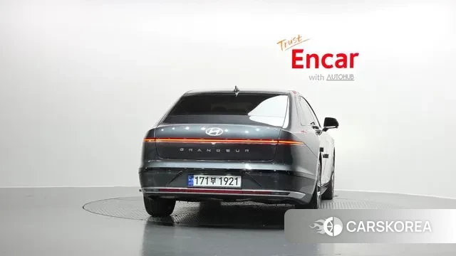 Hyundai Grandeur (GN7) id 3388863 из Кореи 14