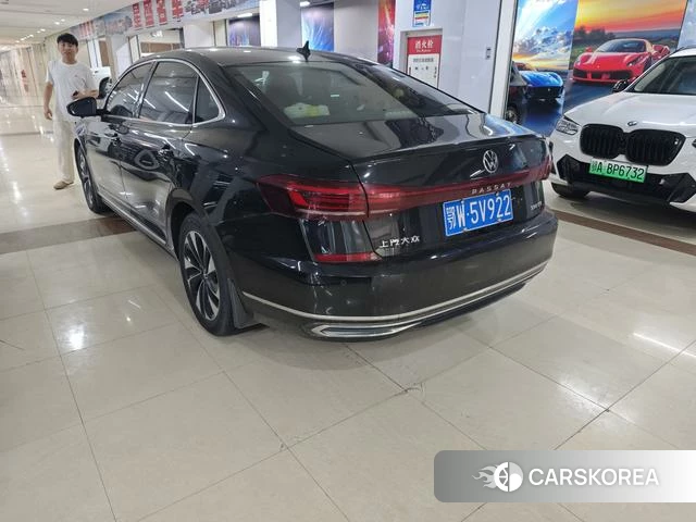 Volkswagen Passat 2023 Черный из Китая, фото 4