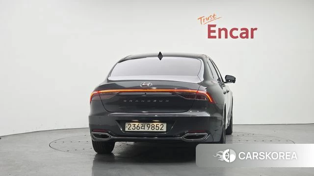 Hyundai The New Grandeur IG Hybrid id 4337797 из Кореи 14