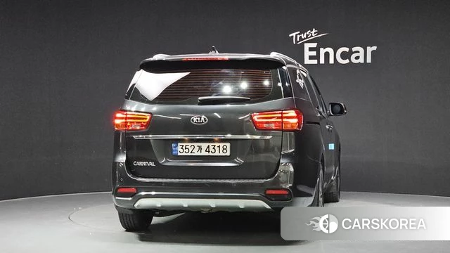 Kia The New Carnival id 4447317 из Кореи 25