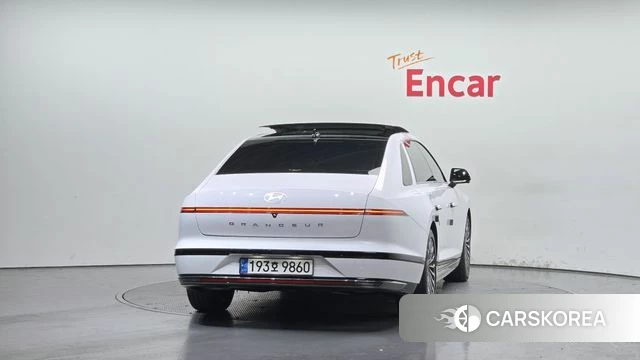 Hyundai Grandeur Hybrid (GN7) id 4230755 из Кореи 14