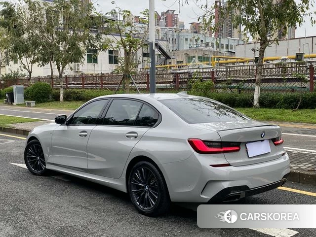 BMW 3 series 2021 Серебристо-серый из Китая, фото 4