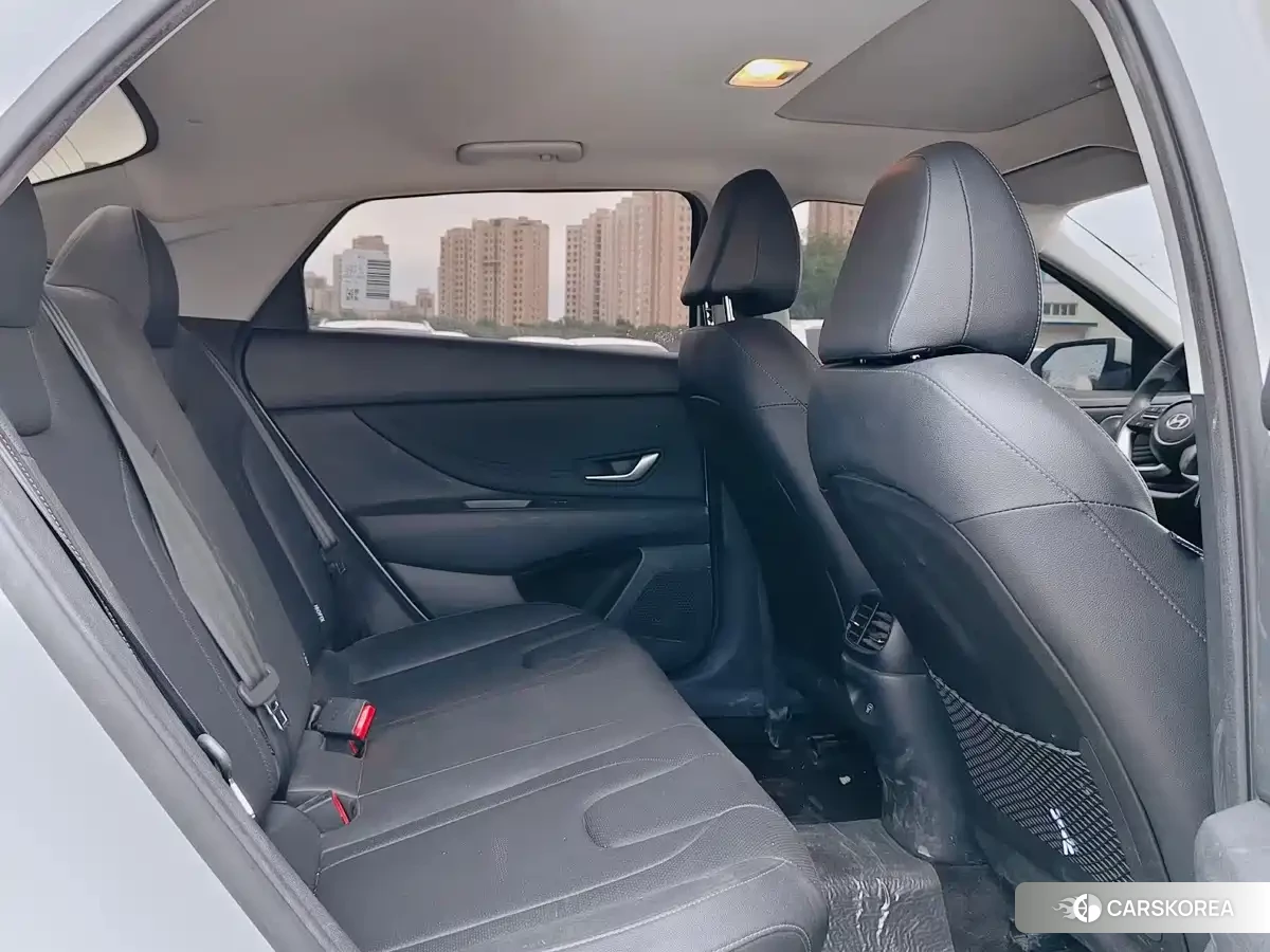 Hyundai Elantra 2024 Белый из Китая, фото 4