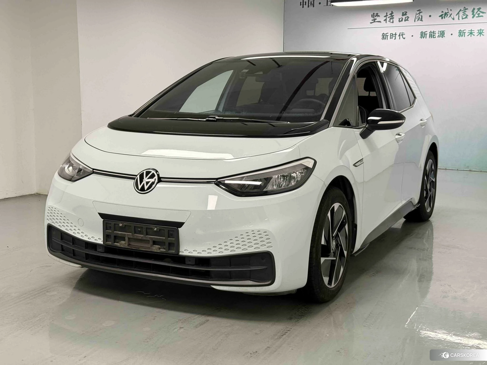 Volkswagen ID.3 2022 Белый из Китая, фото 4