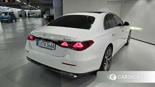 Mercedes-Benz E-Class W214 id 4635081 из Кореи 14