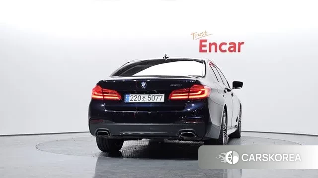 BMW 5 Series (G30) id 3391699 из Кореи 14