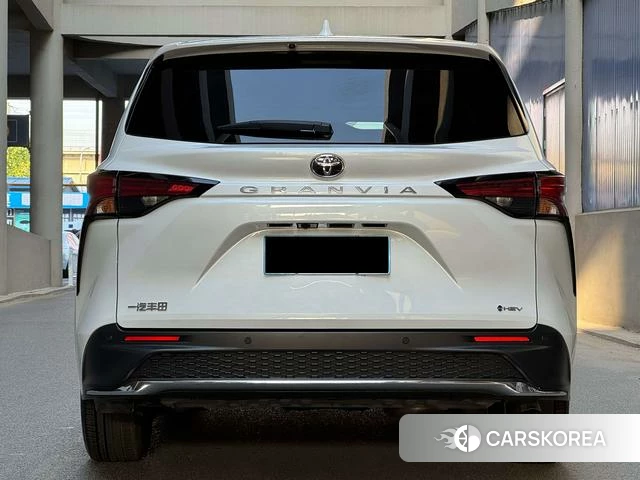 Toyota Grevia id 4314604 из Китая 10