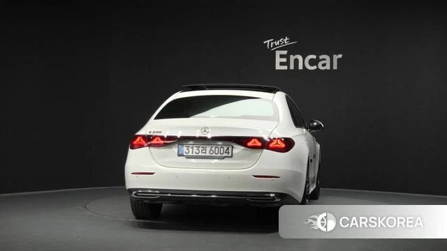 Mercedes-Benz E-Class W214 id 4462410 из Кореи 25
