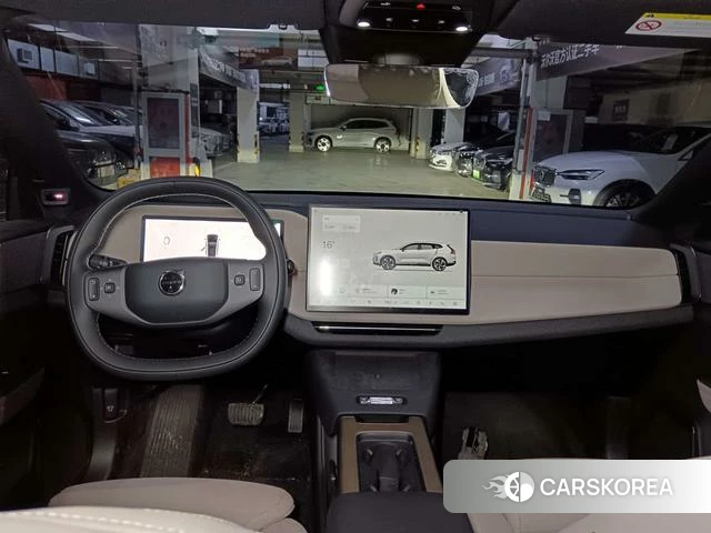 Volvo XC70 2026 Серебристо-серый из Китая, фото 4