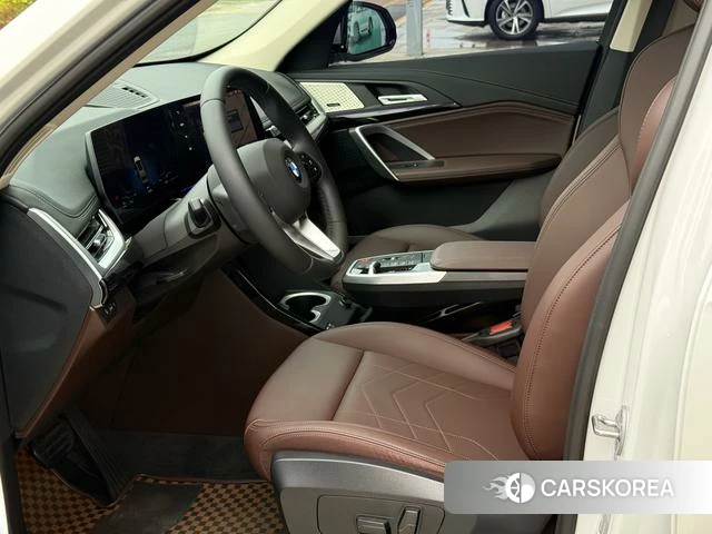 BMW X1 2024 Белый из Китая, фото 4