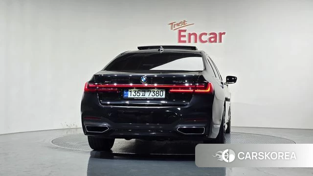 BMW 7 Series (G11) id 4324588 из Кореи 14