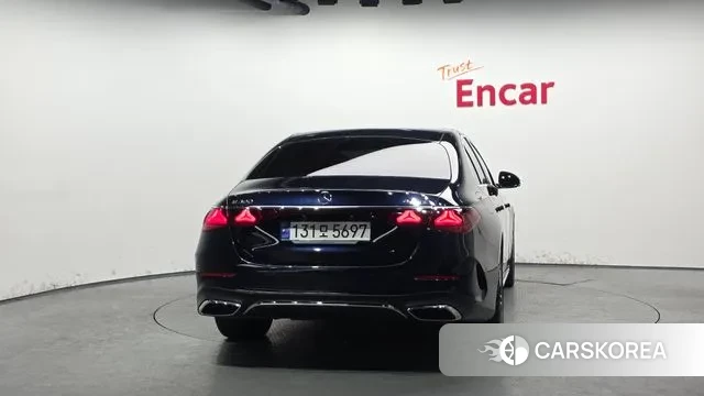 Mercedes-Benz E-Class W214 id 3689843 из Кореи 14