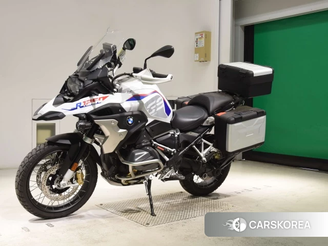 BMW R1250GS 2022 из Японии