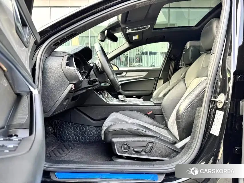 Audi A6L 2021 Черный из Китая, фото 4