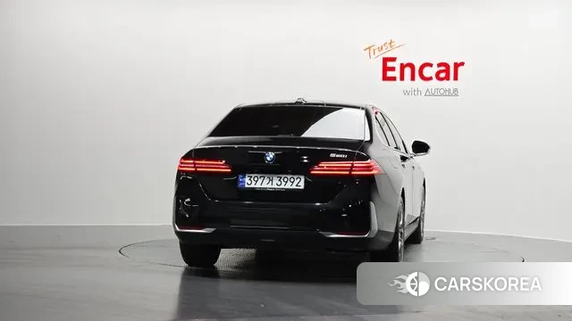 BMW 5 Series (G60) id 3457357 из Кореи 14
