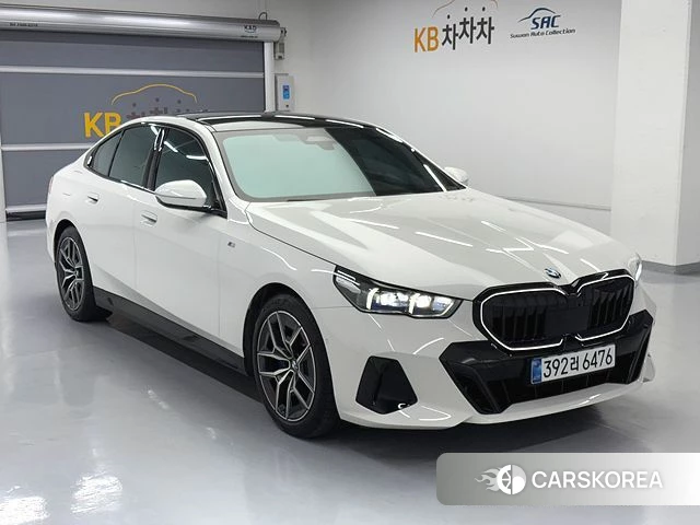 BMW 5 Series (G60) id 4680022 из Кореи 14