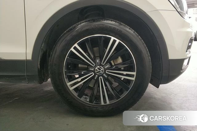 Volkswagen Tiguan L id 4276503 из Китая 11