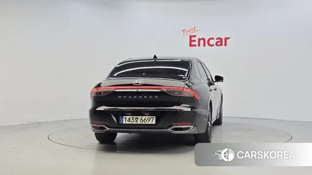 Hyundai The New Grandeur IG id 3323418 из Кореи 14