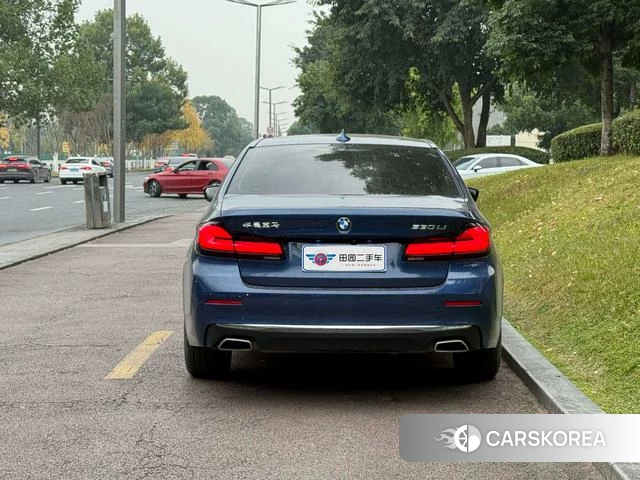 BMW 5 series 2022 Синий из Китая, фото 4