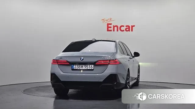 BMW 5 Series (G60) id 3769581 из Кореи 14