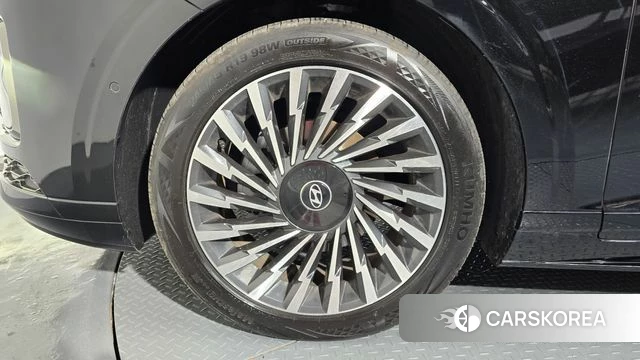 Hyundai Grandeur Hybrid (GN7) id 3953396 из Кореи 14