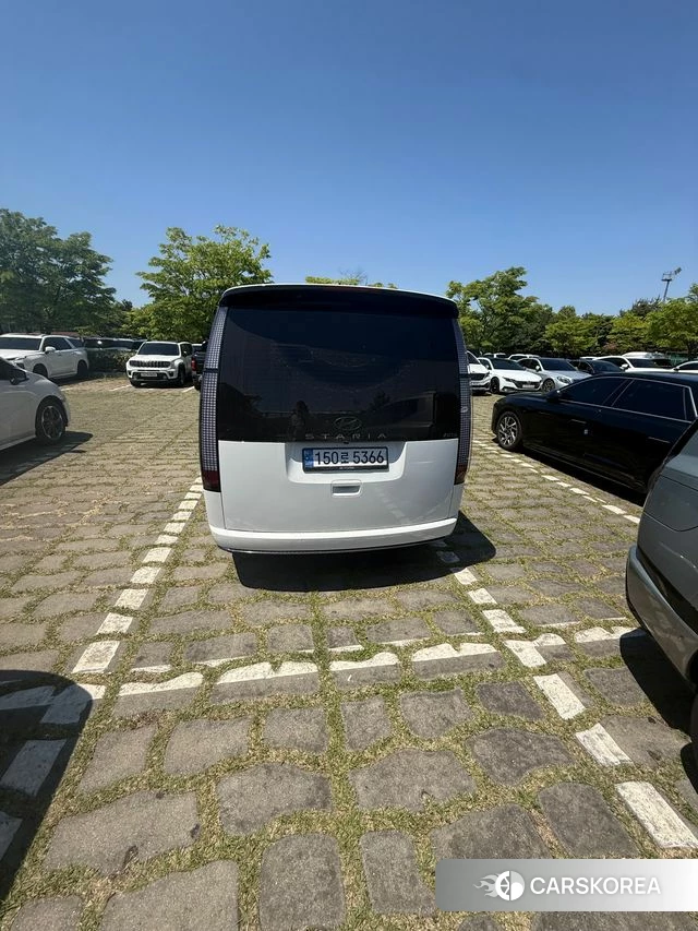 Hyundai Staria 2024 Белый из Кореи, фото 4