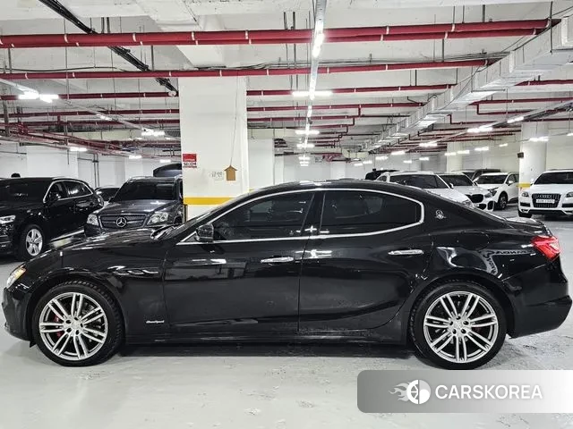 Maserati Ghibli id 3315545 из Кореи 14