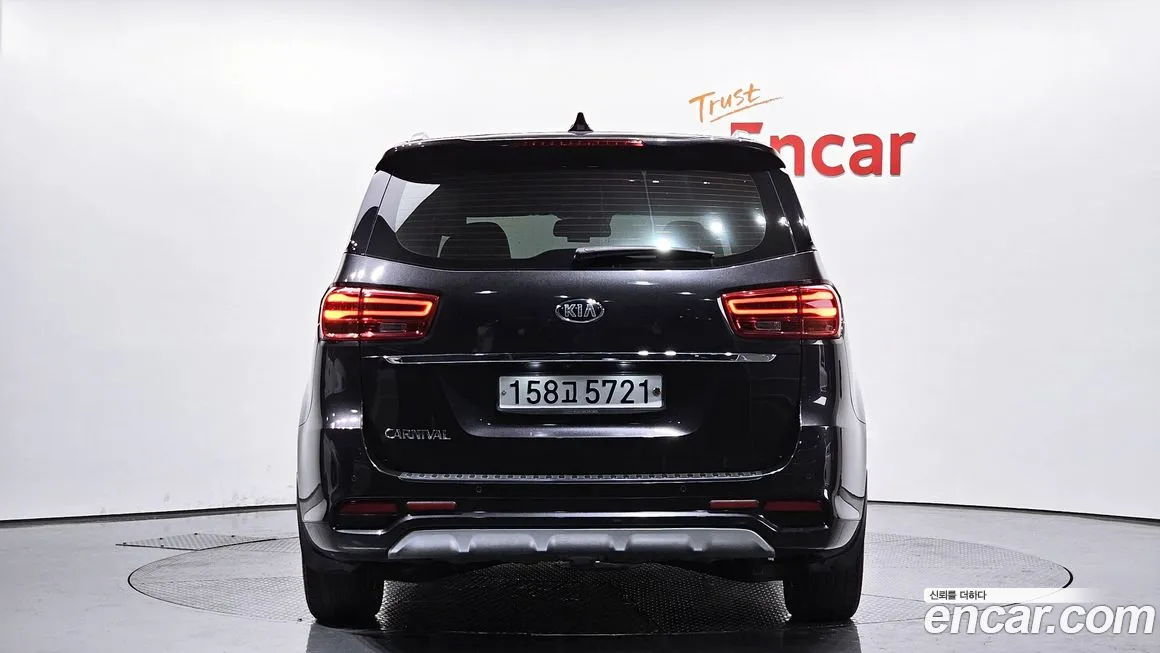 Kia The New Carnival id 1702019 из Кореи 14