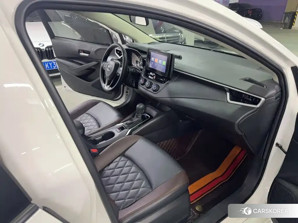 Toyota Corolla 2022 Белый из Китая, фото 4
