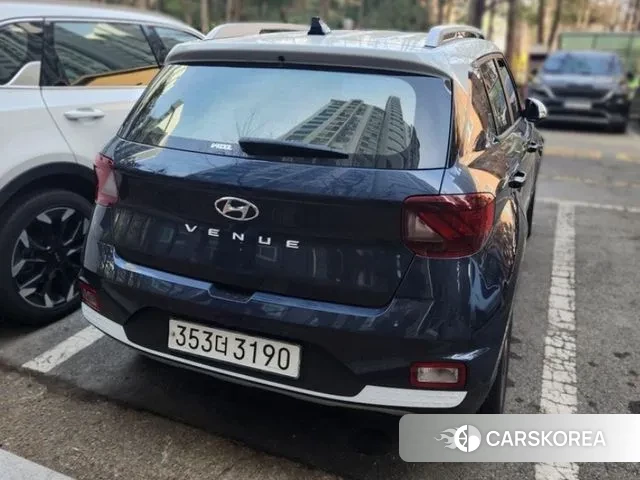 Hyundai Venue id 3718238 из Кореи 8