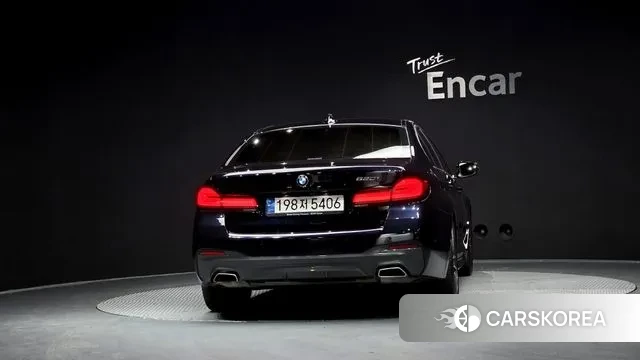 BMW 5 Series (G30) id 3597368 из Кореи 14