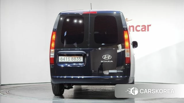 Hyundai Staria id 4354392 из Кореи 14