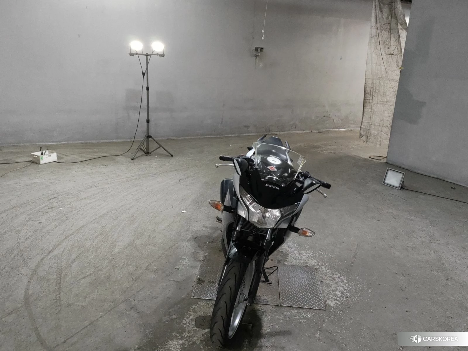 Проданный Honda CBR250R id 3947257 из Японии, фото 4