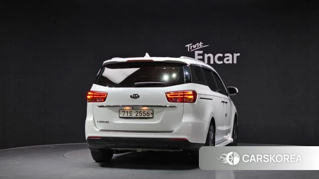 Kia The New Carnival id 4305210 из Кореи 14
