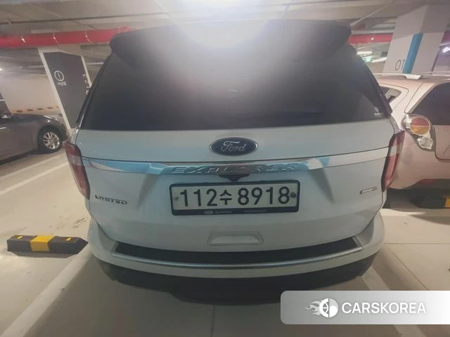 Ford Explorer 2018 Белый из Кореи, фото 4