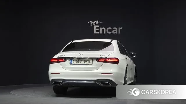 Mercedes-Benz E-Class W213 id 3752679 из Кореи 14