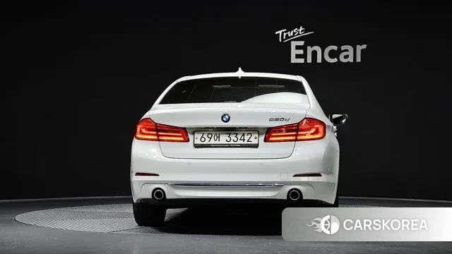 BMW 5 Series (G30) id 3029375 из Кореи 14