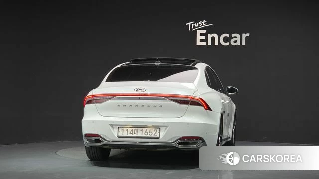 Hyundai The New Grandeur IG id 4726347 из Кореи 30