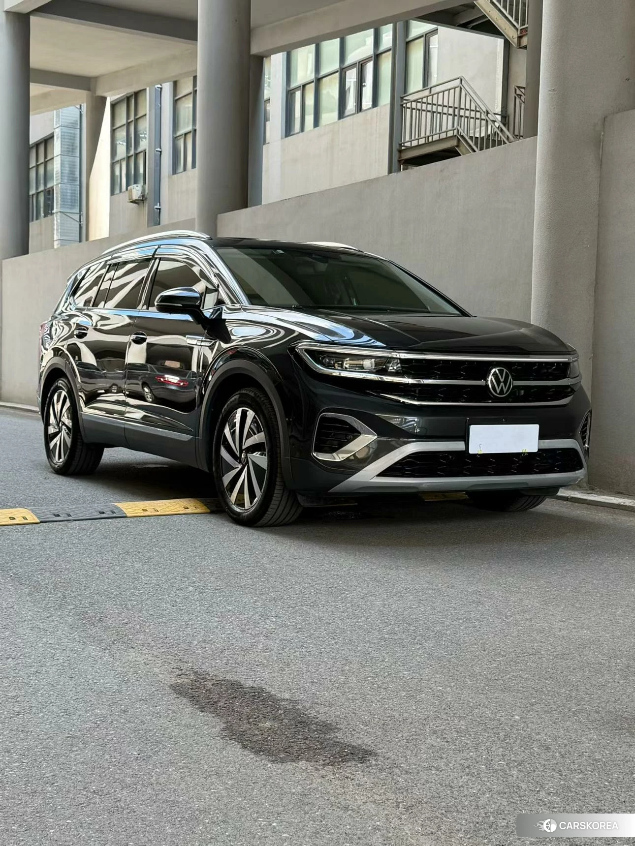 Volkswagen Talagon 2021 Темно-серый из Китая, фото 4