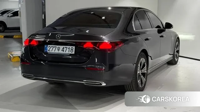 Mercedes-Benz E-Class W214 id 3404972 из Кореи 14