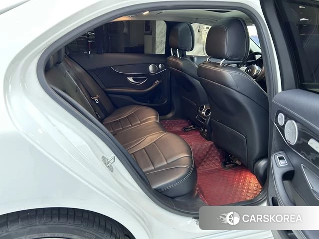 Mercedes-Benz Class C id 4216277 из Китая 24