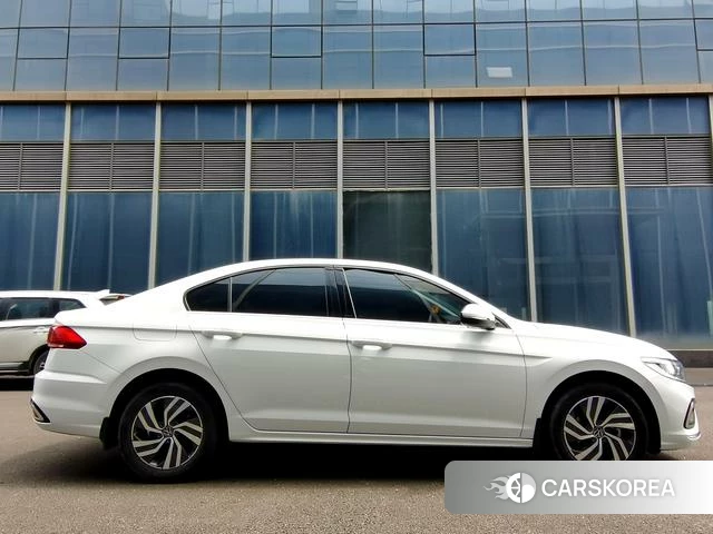 Volkswagen Bora id 4258773 из Китая 18
