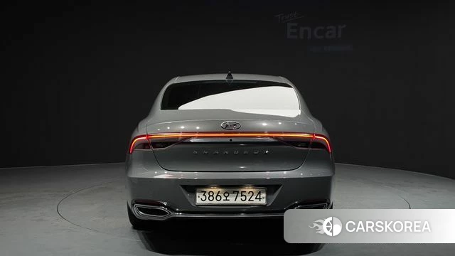 Hyundai The New Grandeur IG Hybrid id 4592115 из Кореи 27
