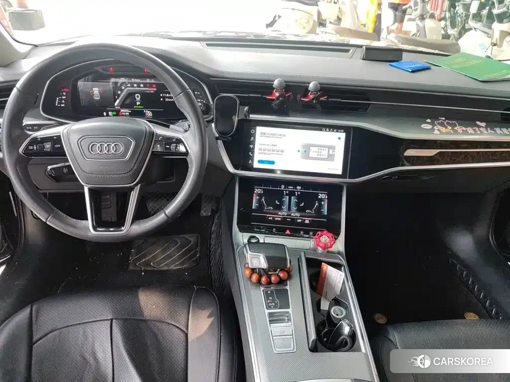 Audi A6L id 4680725 из Китая 15