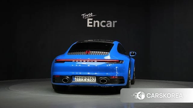 Porsche 911(992) id 4202696 из Кореи 14