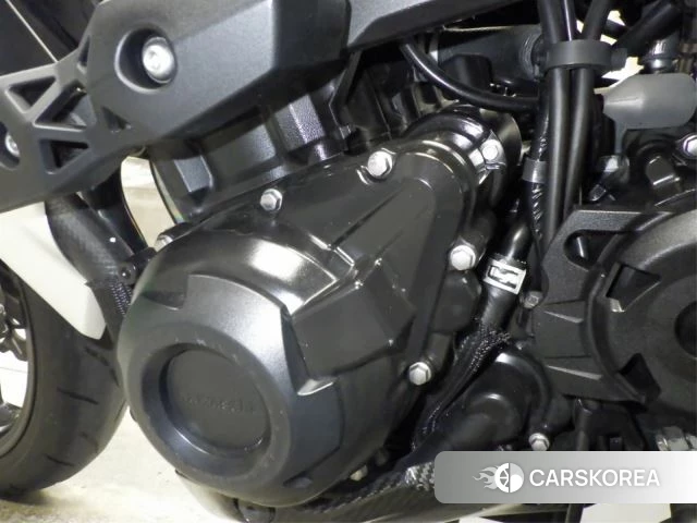 Engine photo