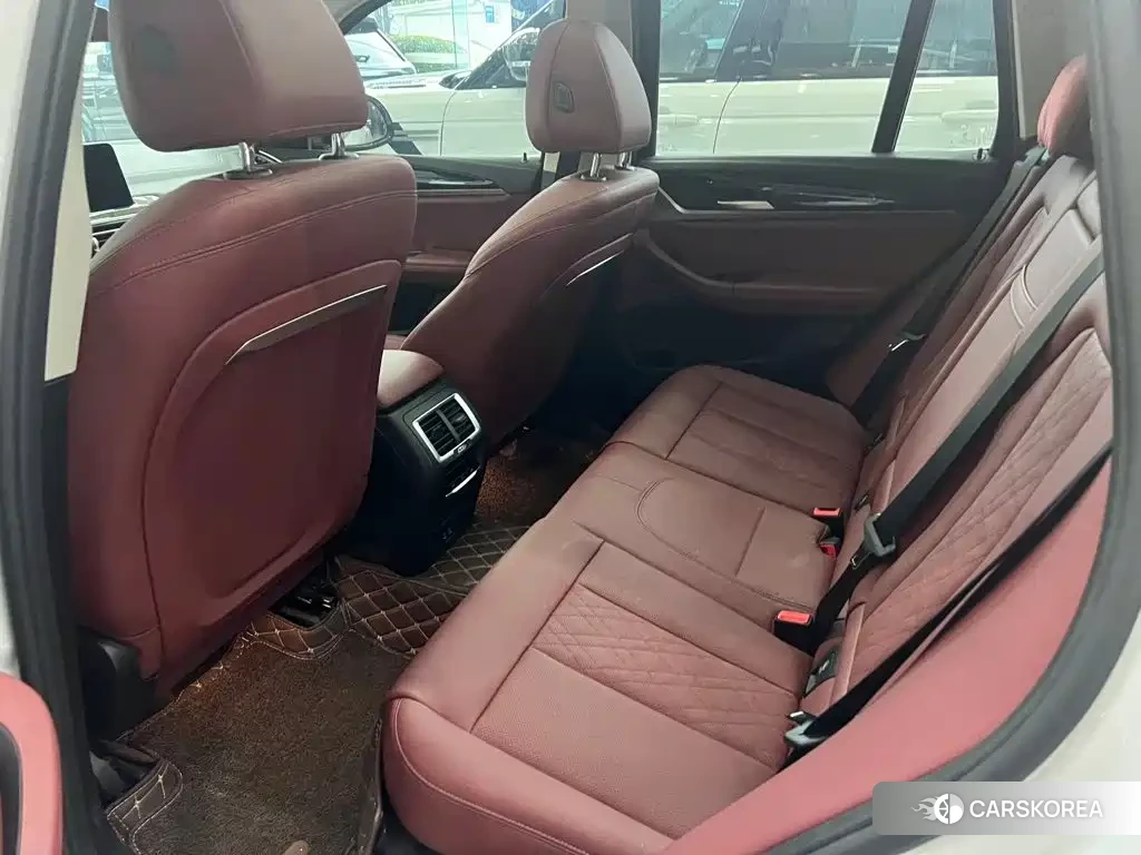 BMW X3 2024 Белый из Китая, фото 4