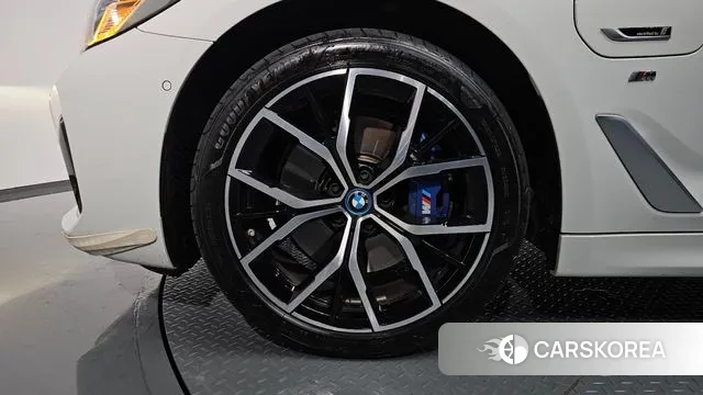 BMW 5 Series (G30) id 3334468 из Кореи 14