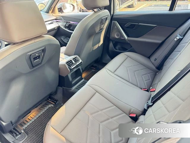 BMW 5 series (imported) id 3920655 из Китая 8